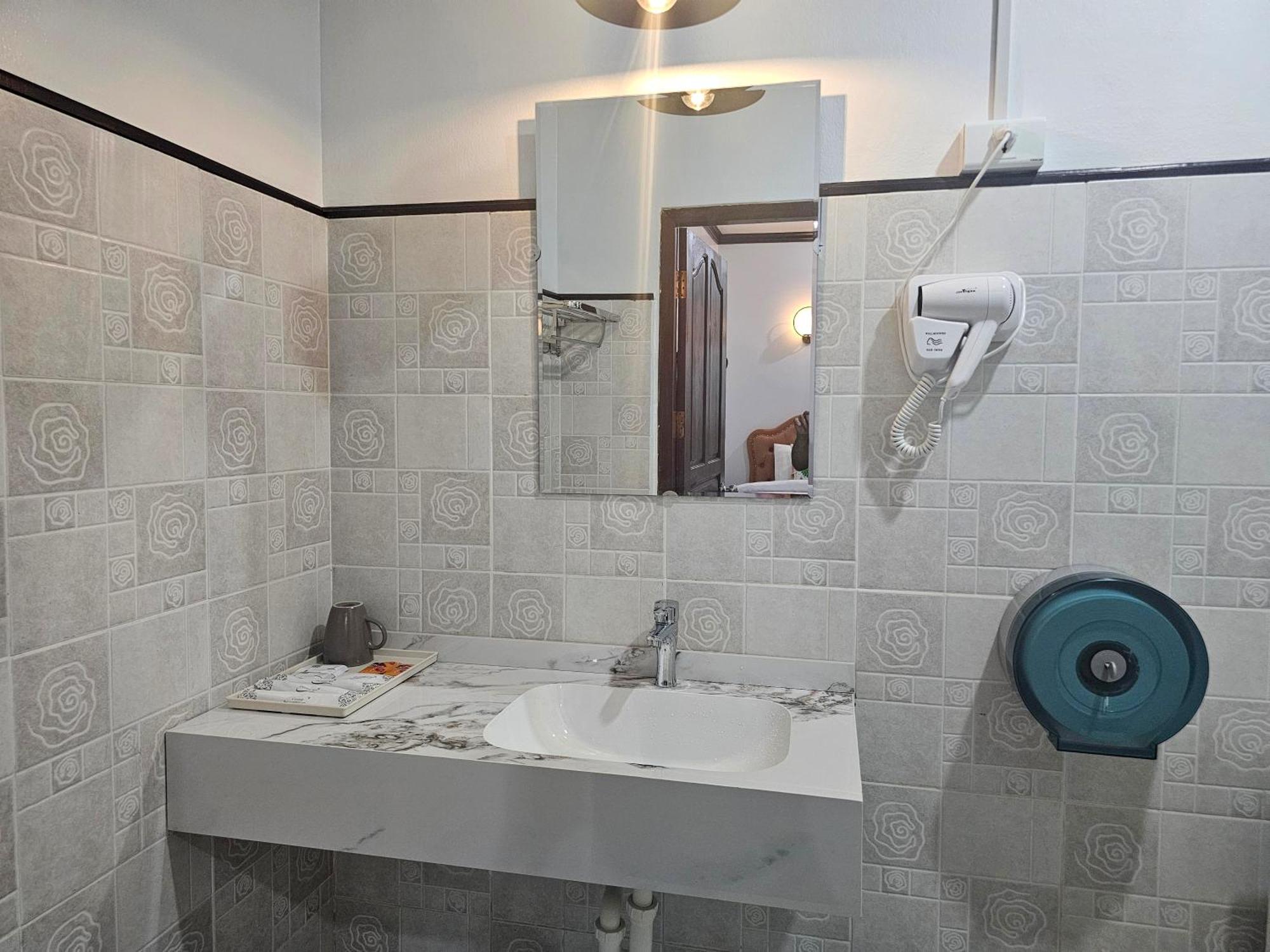 Win Hotel Vang Vieng Buitenkant foto