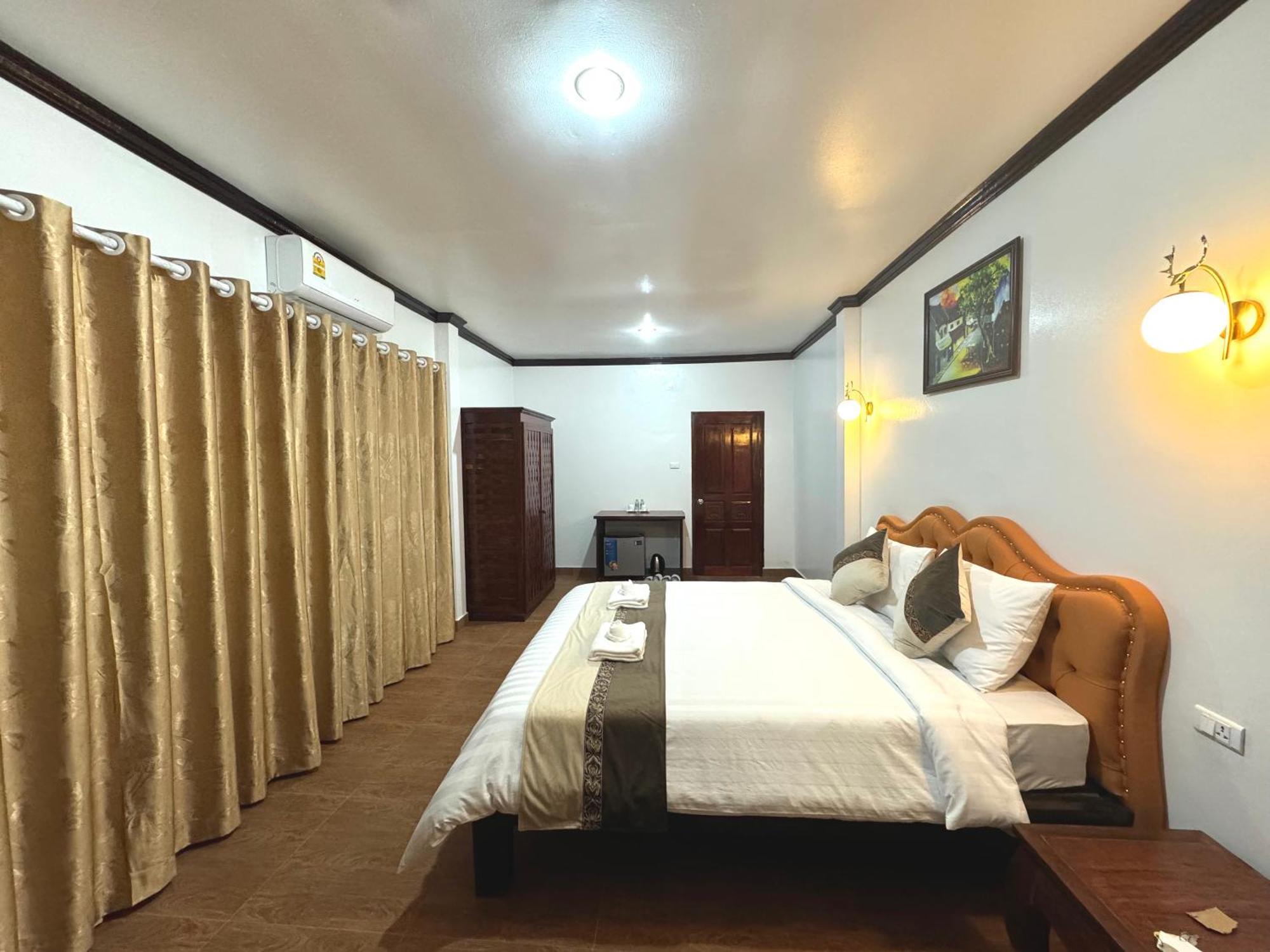 Win Hotel Vang Vieng Buitenkant foto