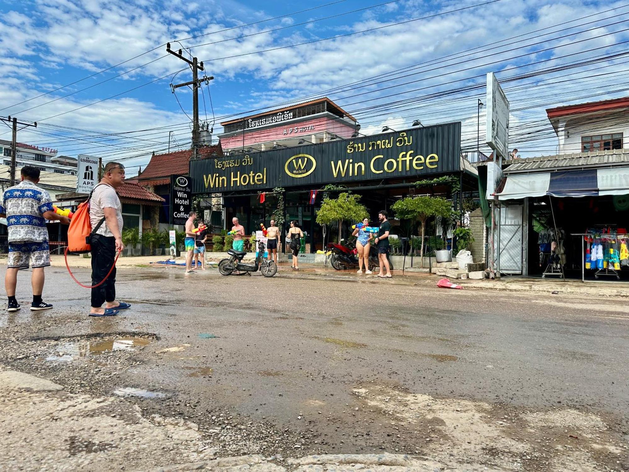 Win Hotel Vang Vieng Buitenkant foto